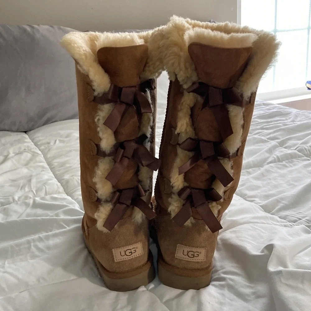 UGG® Bailey Bow II Suede Tall Water-Resistant Cold Weather Boots size 7 - Picture 1 of 17